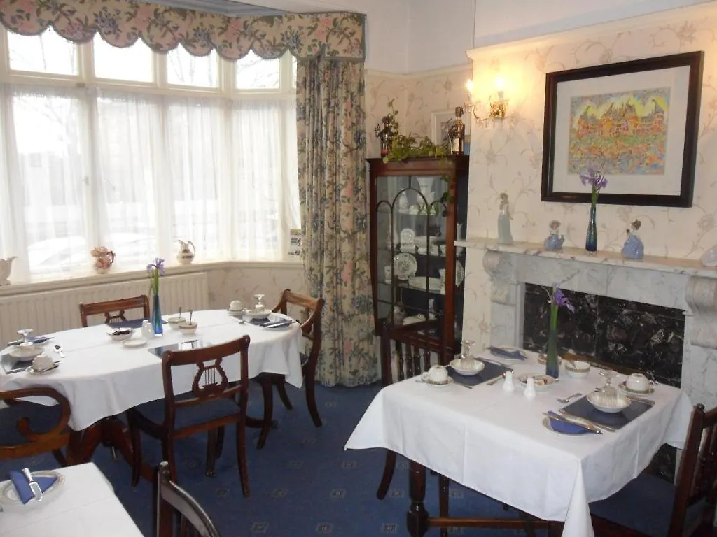 Andorra Bed And Breakfast 더블린 4*,  아일랜드